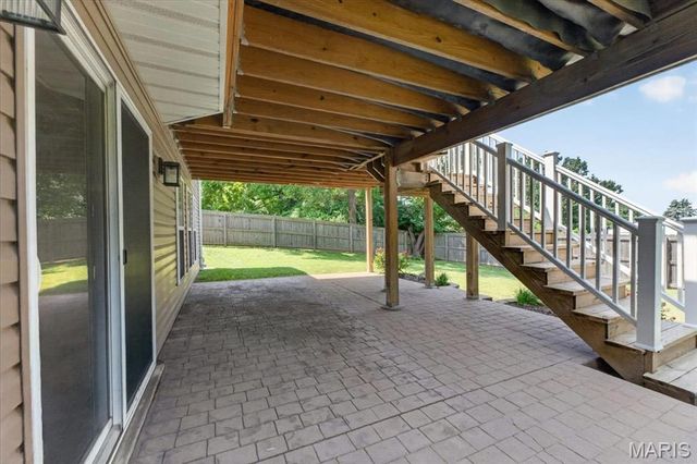 211 Shumate Avenue, Maryland Heights, MO 63043