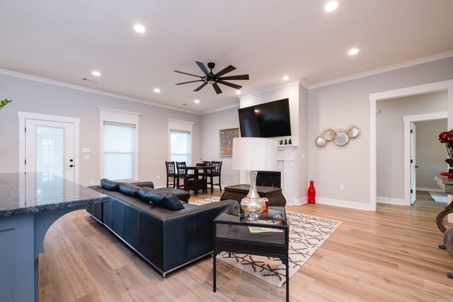 2342 Holly Hill Dr, Conway, AR 72034