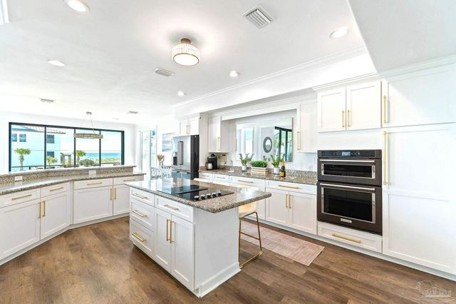 715 Ariola Dr, Pensacola Beach, FL 32561