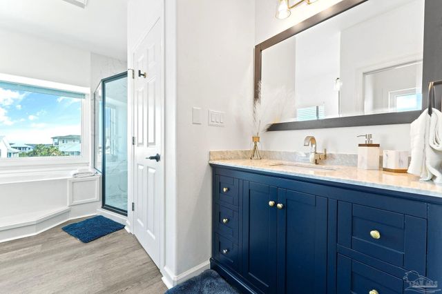 715 Ariola Dr, Pensacola Beach, FL 32561