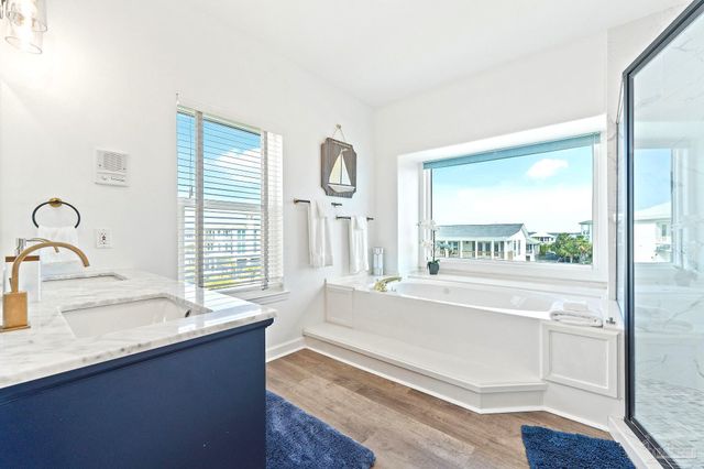 715 Ariola Dr, Pensacola Beach, FL 32561