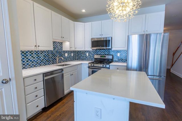 1025 FORD ST, Bridgeport, PA 19405