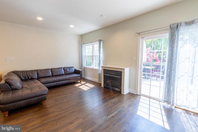 1025 FORD ST, Bridgeport, PA 19405