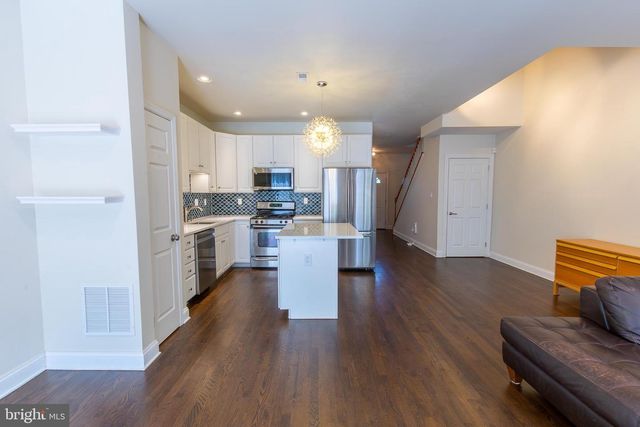 1025 FORD ST, Bridgeport, PA 19405