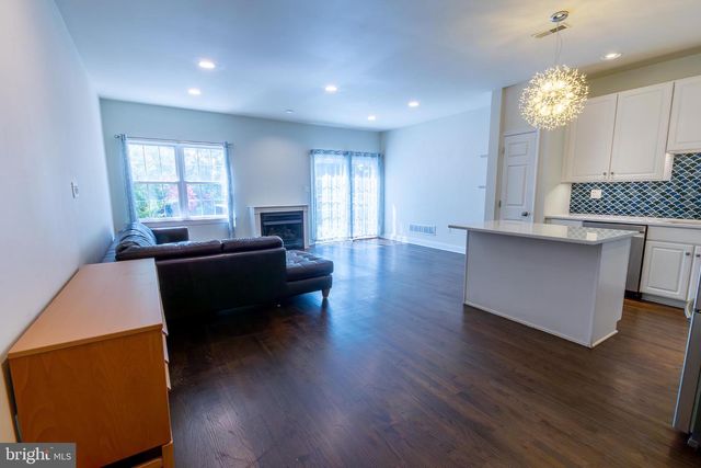 1025 FORD ST, Bridgeport, PA 19405