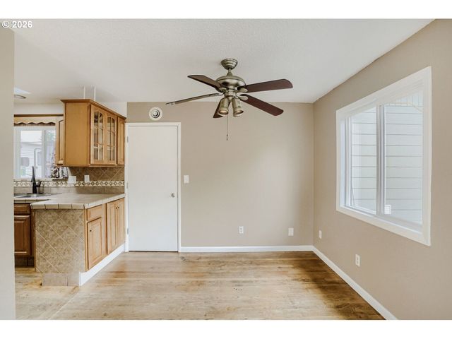 630 Se 134TH Ave, Portland, OR 97233