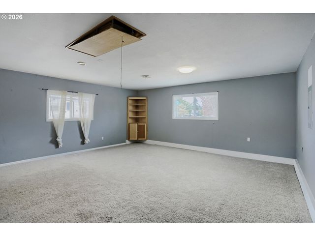 630 Se 134TH Ave, Portland, OR 97233
