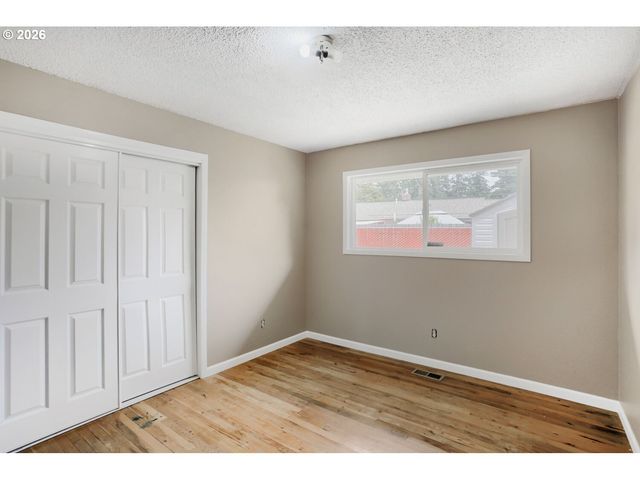 630 Se 134TH Ave, Portland, OR 97233