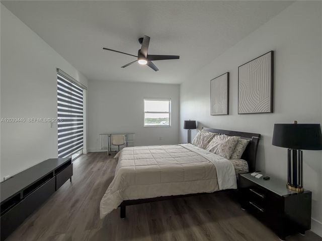 10750 NW 66th Street 504, Doral, FL 33178