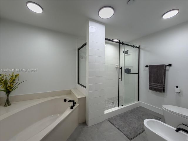10750 NW 66th Street 504, Doral, FL 33178