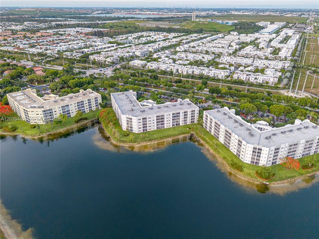10750 NW 66th Street 504, Doral, FL 33178
