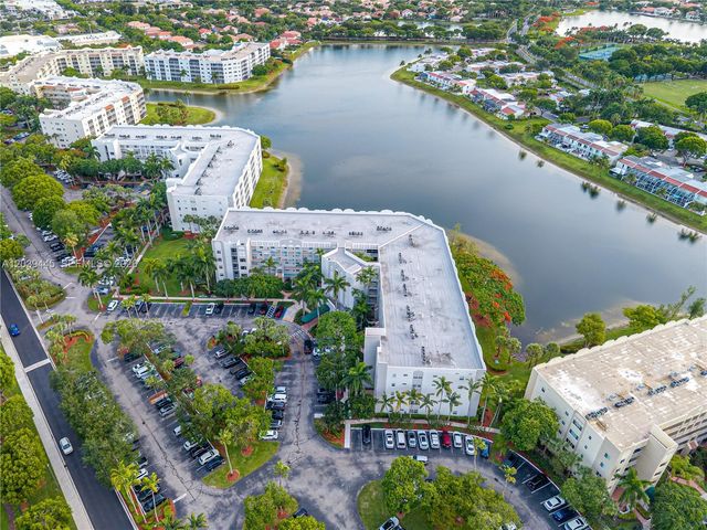 10750 NW 66th Street 504, Doral, FL 33178
