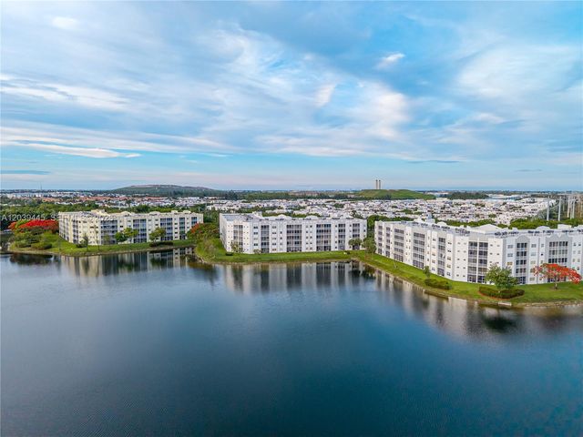 10750 NW 66th Street 504, Doral, FL 33178