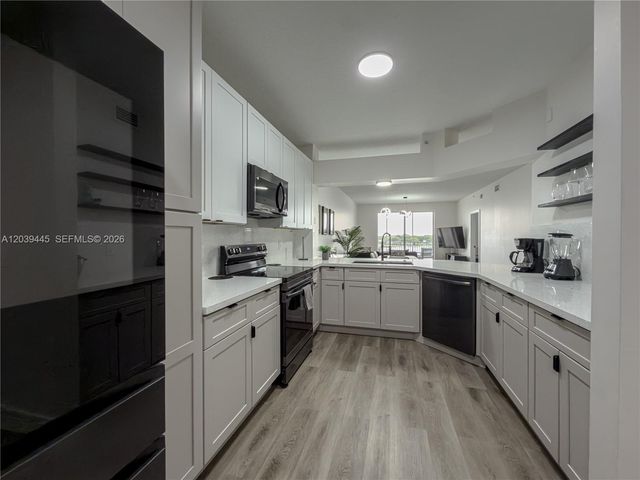 10750 NW 66th Street 504, Doral, FL 33178