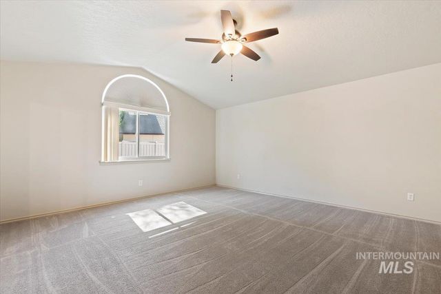 756 E Wild Lilac Ct, Kuna, ID 83634