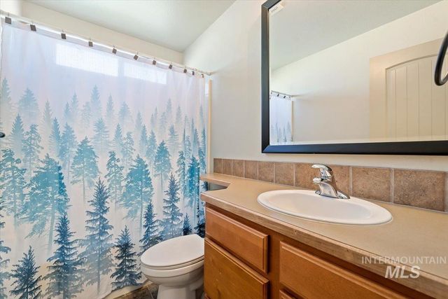 756 E Wild Lilac Ct, Kuna, ID 83634