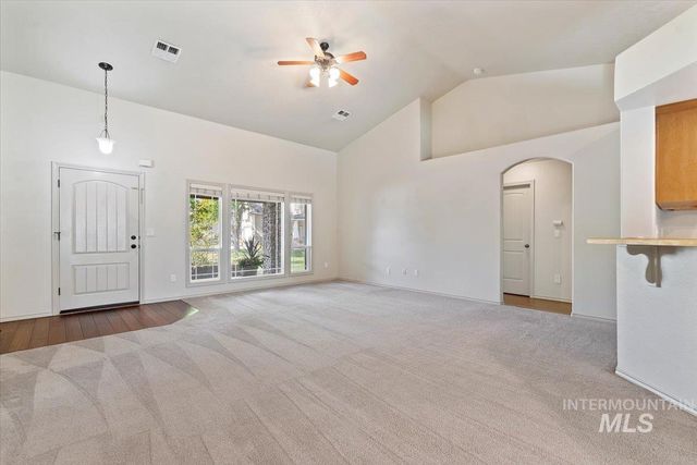 756 E Wild Lilac Ct, Kuna, ID 83634