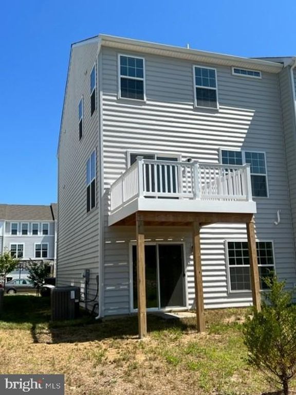 Image 3 of property listing at 199 CASE RD, Townsend, DE 19734