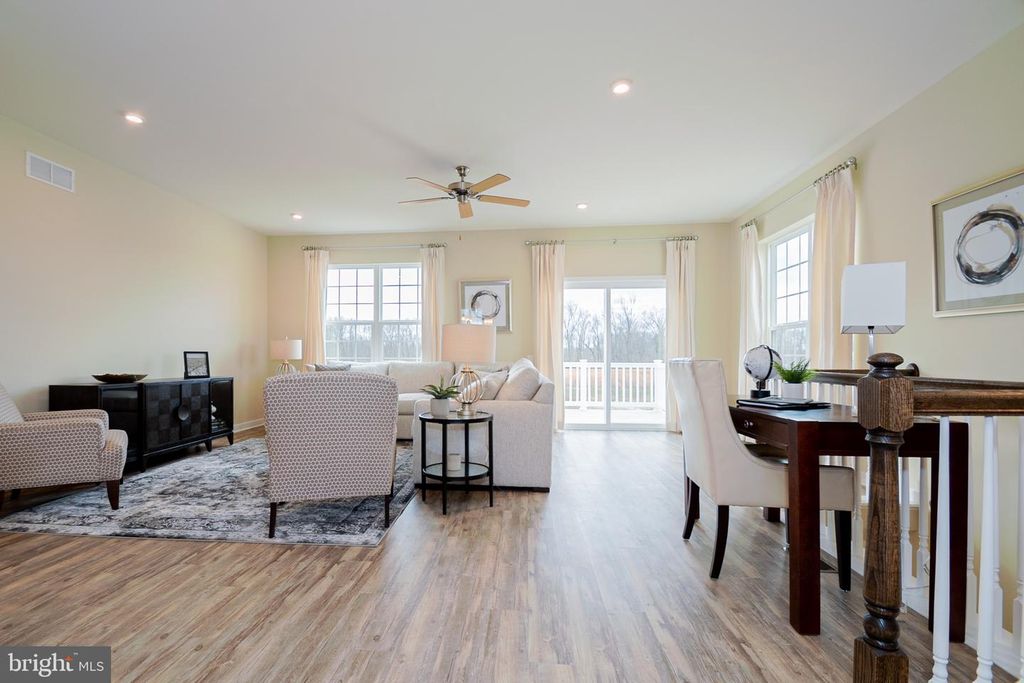 Image 5 of property listing at 199 CASE RD, Townsend, DE 19734