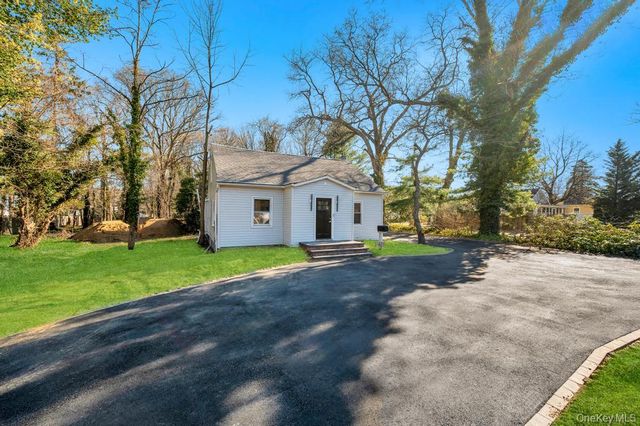 624 Townline Road, Hauppauge, NY 11788