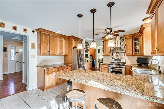 154 Dutton Street, Franklin Twsp, NJ 08873