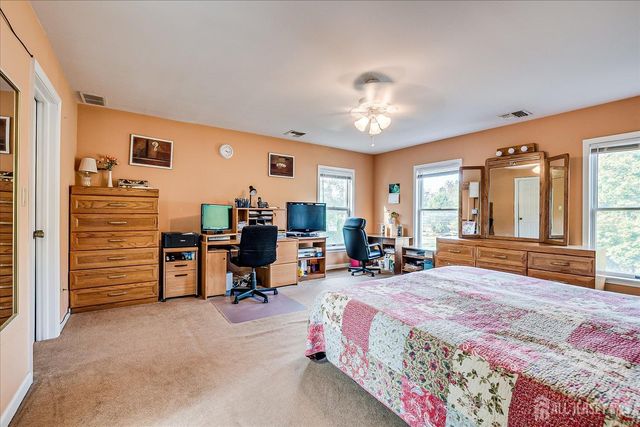 154 Dutton Street, Franklin Twsp, NJ 08873