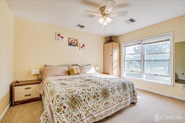 154 Dutton Street, Franklin Twsp, NJ 08873