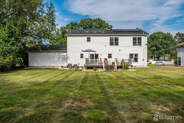 154 Dutton Street, Franklin Twsp, NJ 08873