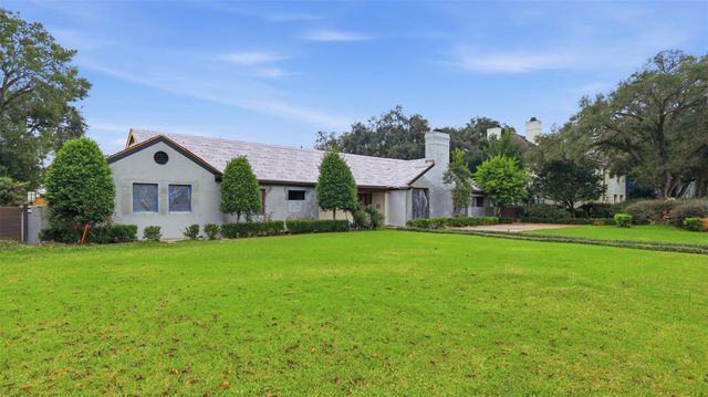 5545 Candlewood Drive, Houston, TX 77056