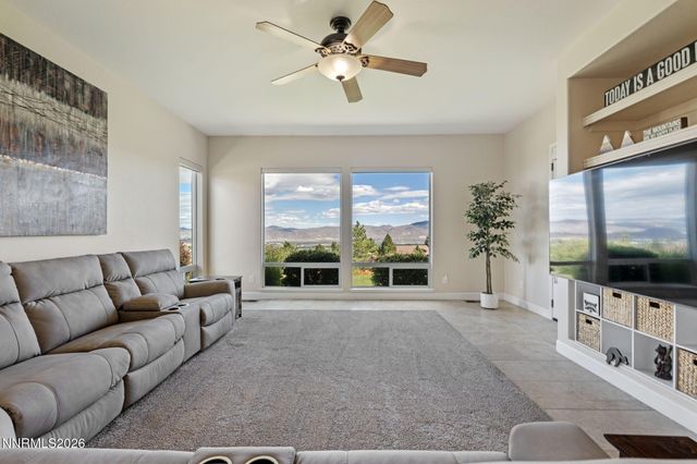 572 Echo Ridge Court, Reno, NV 89511