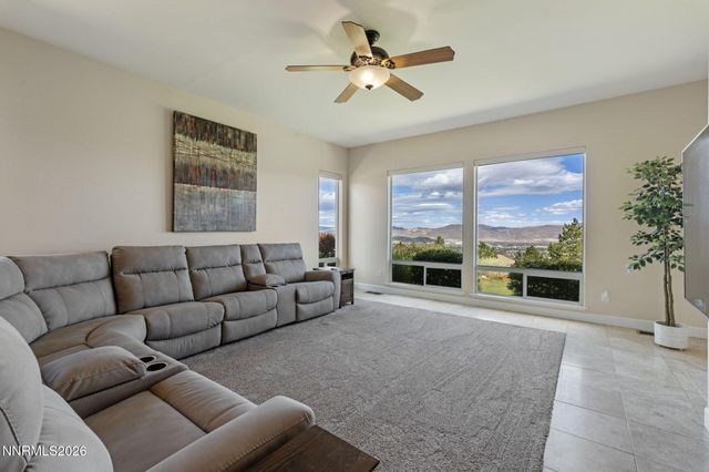 572 Echo Ridge Court, Reno, NV 89511