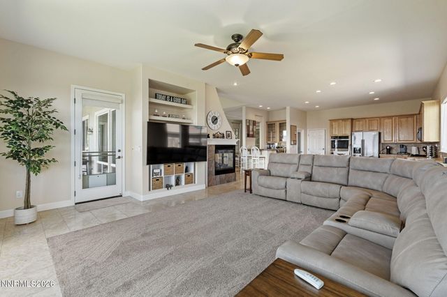 572 Echo Ridge Court, Reno, NV 89511
