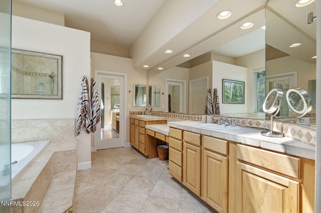 572 Echo Ridge Court, Reno, NV 89511