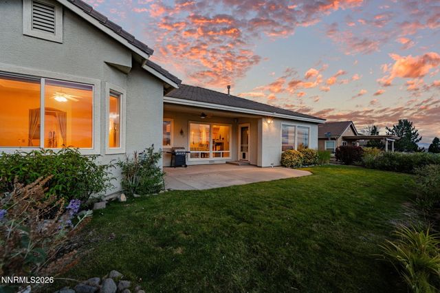 572 Echo Ridge Court, Reno, NV 89511