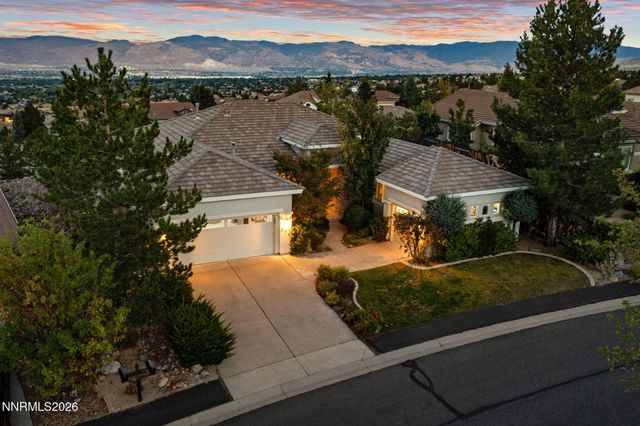 572 Echo Ridge Court, Reno, NV 89511