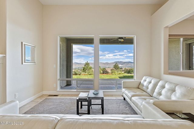 572 Echo Ridge Court, Reno, NV 89511