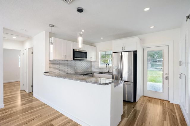 784 87TH AVENUE N, St Petersburg, FL 33702