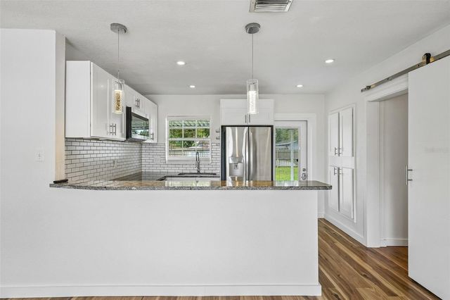 784 87TH AVENUE N, St Petersburg, FL 33702