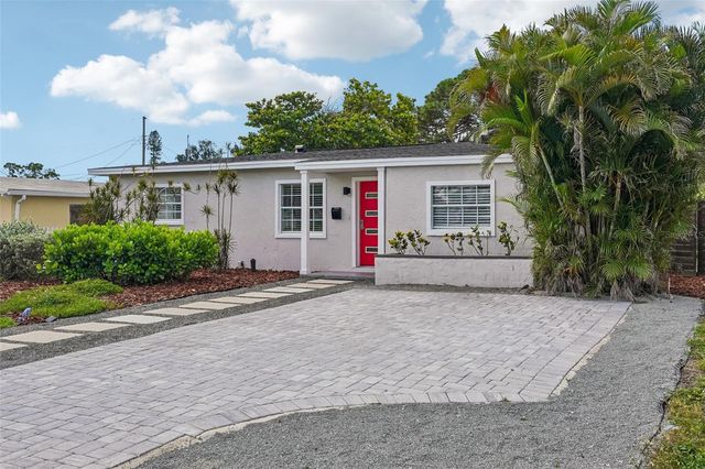 784 87TH AVENUE N, St Petersburg, FL 33702