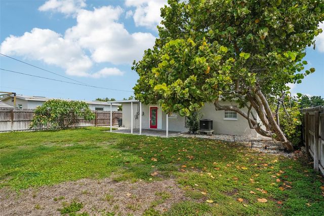 784 87TH AVENUE N, St Petersburg, FL 33702