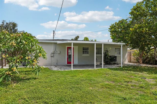 784 87TH AVENUE N, St Petersburg, FL 33702