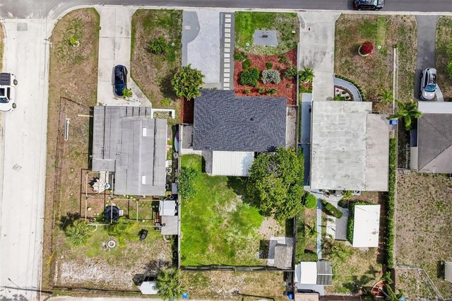 784 87TH AVENUE N, St Petersburg, FL 33702