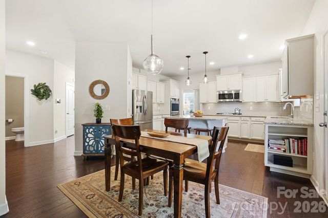 1989 Topaz Plaza, Davidson, NC 28036