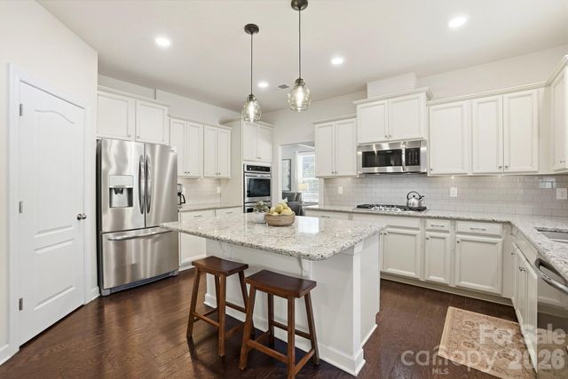 1989 Topaz Plaza, Davidson, NC 28036