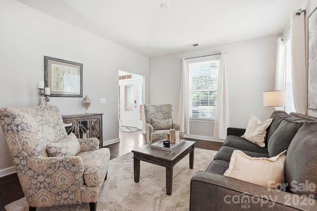 1989 Topaz Plaza, Davidson, NC 28036