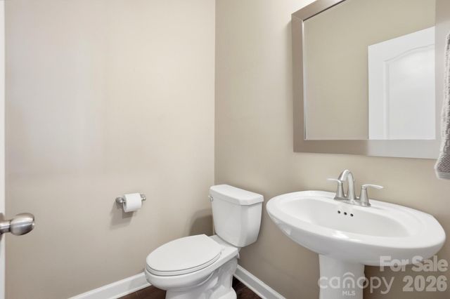 1989 Topaz Plaza, Davidson, NC 28036