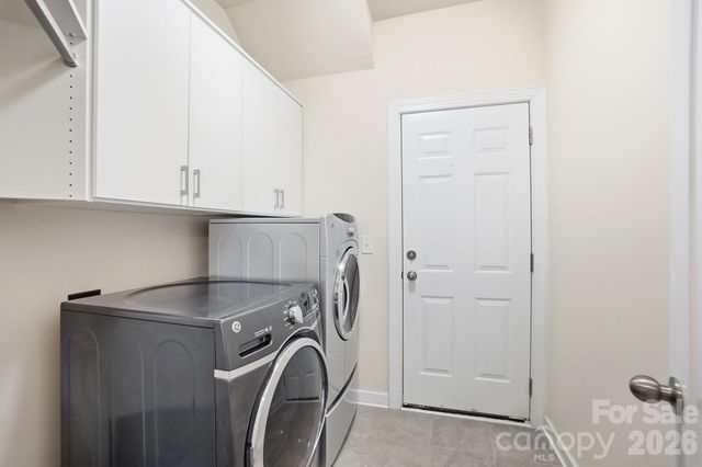 1989 Topaz Plaza, Davidson, NC 28036