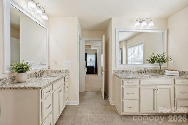 1989 Topaz Plaza, Davidson, NC 28036