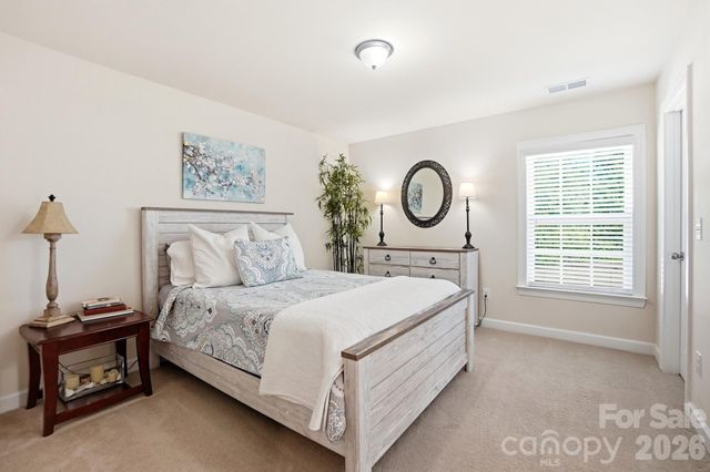 1989 Topaz Plaza, Davidson, NC 28036