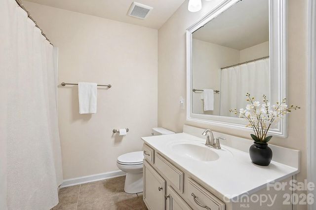 1989 Topaz Plaza, Davidson, NC 28036